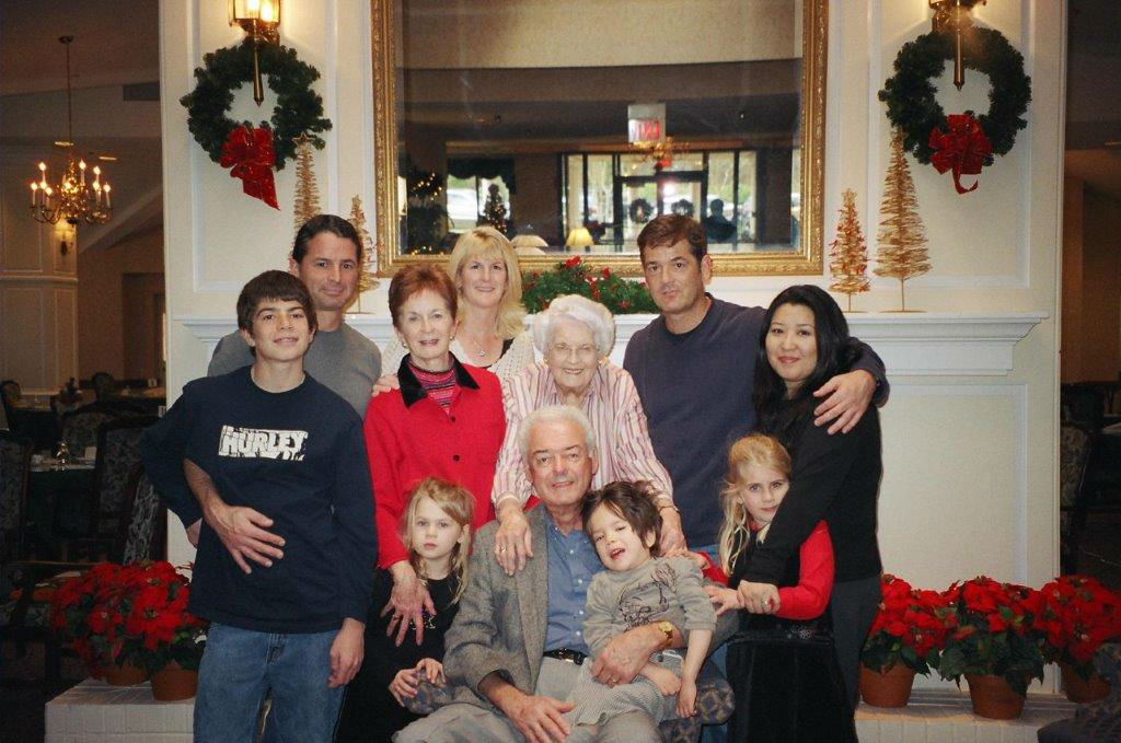 Picture of extended family in Raleigh